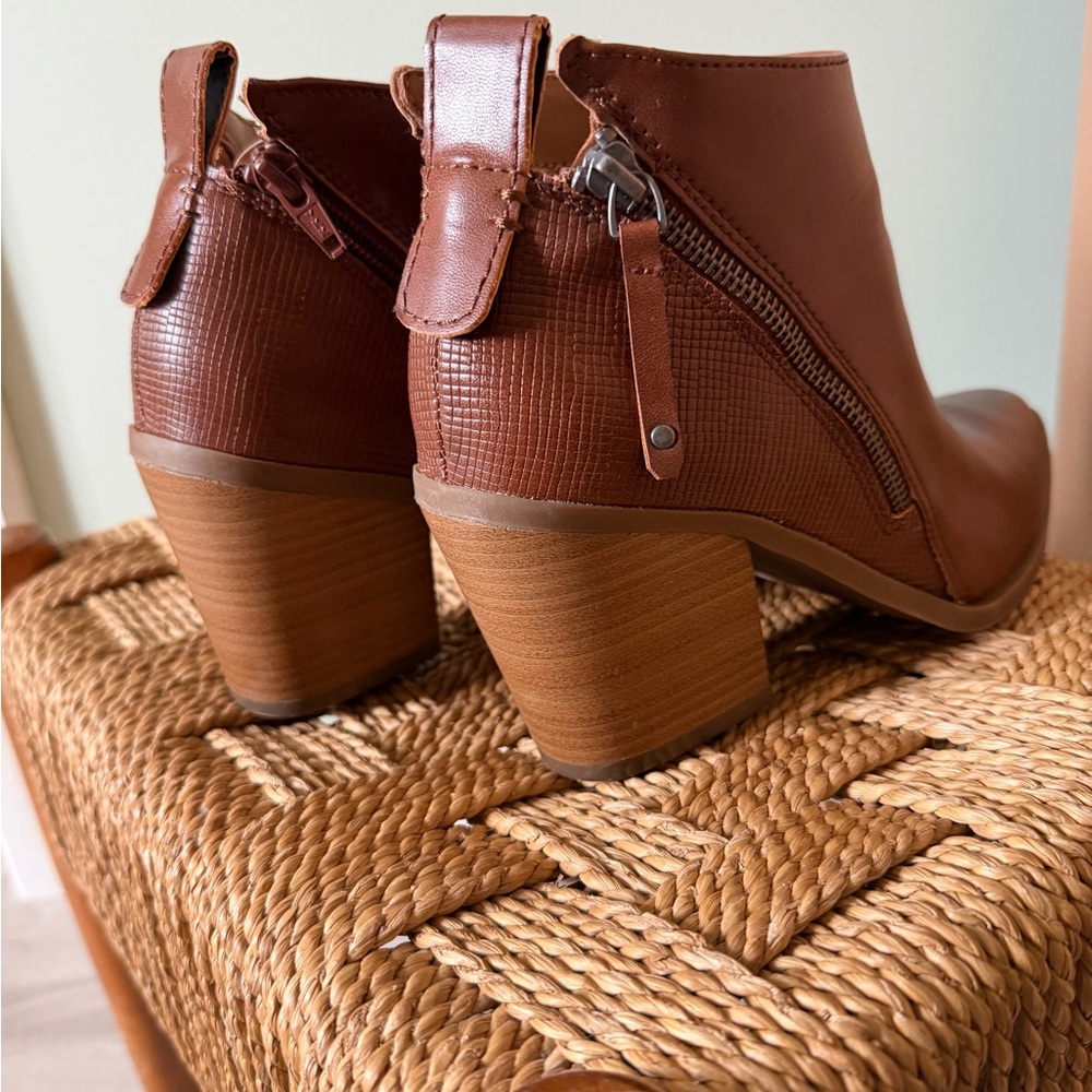 Universal Thread Ankle Booties, EUC - Picture 7 of 15